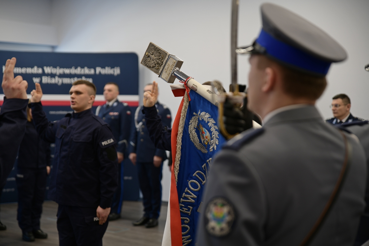 Nowi Funkcjonariusze W Szeregach Podlaskiej Policji Aktualno Ci