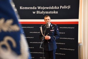Przemawia nowy komendant wojewódzkie Policji w Białymstoku.