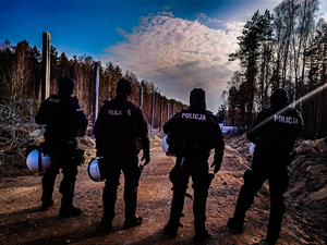 Policjanci na granicy