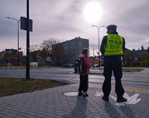 policjant w trakcie działań