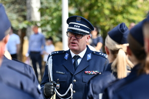 Policjanci oraz goście podczas  uroczystości