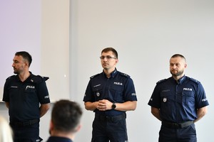 policjanci podczas szkolenia