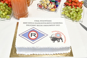 WYRÓŻNIENIA DLA NAJLEPSZYCH POLICJANTÓW RUCHU DROGOWEGO