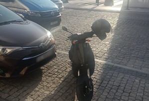 zatrzymany motorower