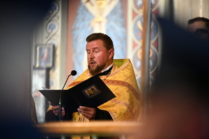 Policjanci oraz goście podczas święta policji w cerwkwii