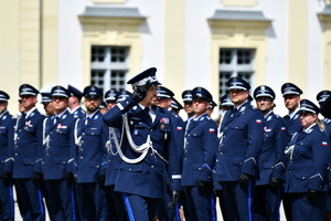 OBCHODY ŚWIĘTA POLICJI W 106. ROCZNICĘ POWSTANIA POLICJI PAŃSTWOWEJ