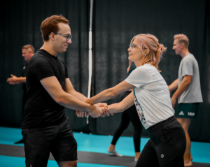 policjanci podczas szkolenia z lekarzami