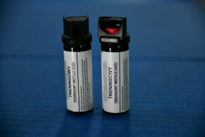 policjanci podczas szkolenia z lekarzami