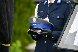 policjanci podczas pogrzbu