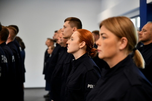 policjanci i zaproszeni goście