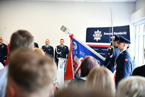 policjanci i zaproszeni goście