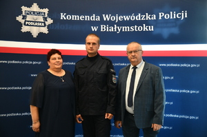 policjanci i zaproszeni goście