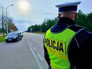 policjacni podczas czynnosci