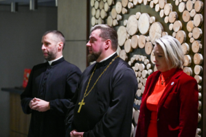 Wigilia z podopiecznymi Fundacji Pomocy Wdowom i Sierotom po Poległych Policjantach