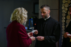 Wigilia z podopiecznymi Fundacji Pomocy Wdowom i Sierotom po Poległych Policjantach