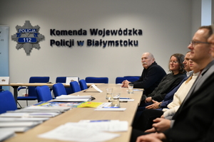 jury podczas wybierania prac