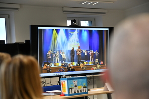 jury podczas wybierania prac