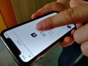 na ekranie telefonu wygenerowany kod blik