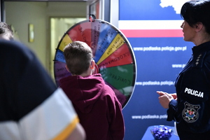 Podlascy policjanci z wizytą u najmłodszych pacjentów szpitala dziecięcego