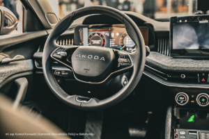 Nowe nieoznakowane radiowozy w służbie podlaskiej policji