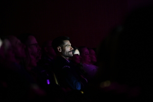 POLICJANCI I GOŚCIE NA KONCERCIE W FILHARMONII
