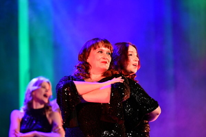 POLICJANCI I GOŚCIE NA KONCERCIE W FILHARMONII