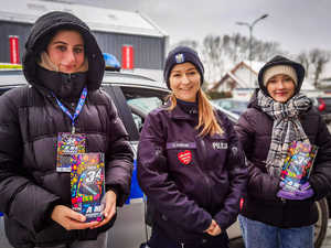 policjanci podczas wośp