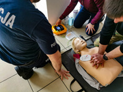 policjanci szkolą przewodników turystycznych