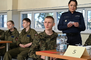 "NA SPORTOWO Z CZYSTĄ GŁOWĄ" TURNIEJ KLAS MUNDUROWYCH - uczestnicy oraz organizatorzy