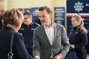 "NA SPORTOWO Z CZYSTĄ GŁOWĄ" TURNIEJ KLAS MUNDUROWYCH - uczestnicy oraz organizatorzy