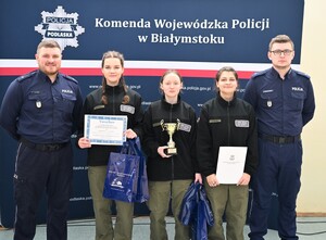 "NA SPORTOWO Z CZYSTĄ GŁOWĄ" TURNIEJ KLAS MUNDUROWYCH - uczestnicy oraz organizatorzy