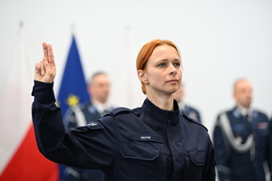 25 NOWYCH FUNKCJONARIUSZY W SZEREGACH PODLASKIEJ POLICJI