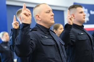 25 NOWYCH FUNKCJONARIUSZY W SZEREGACH PODLASKIEJ POLICJI