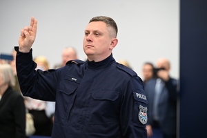 25 NOWYCH FUNKCJONARIUSZY W SZEREGACH PODLASKIEJ POLICJI