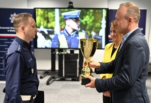 WYRÓŻNIENIA DLA NAJLEPSZYCH POLICJANTÓW RUCHU DROGOWEGO