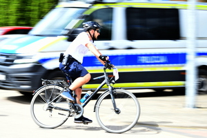 policjanci podczas zawodów