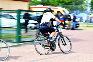 policjanci podczas zawodów