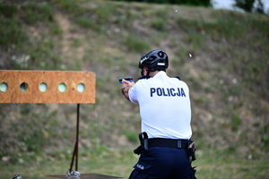 policjanci podczas zawodów