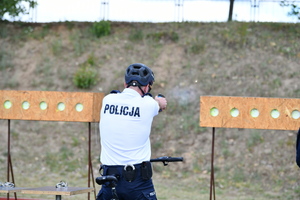 policjanci podczas zawodów
