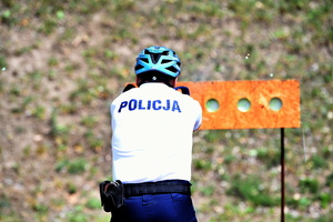 policjanci podczas zawodów