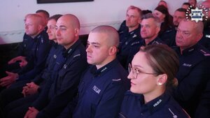 policjanci