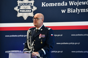policjanci