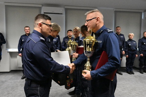 policjanci