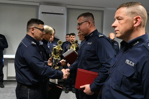 policjanci