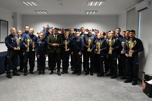 policjanci