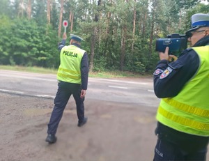 policjacni podczas działań