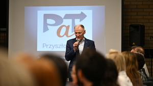 Ludzie podczas spotkania