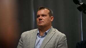 Ludzie podczas spotkania