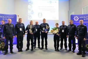 policjanci